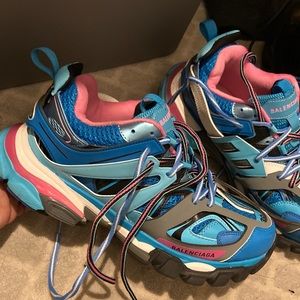 Balenciaga trainers size 39